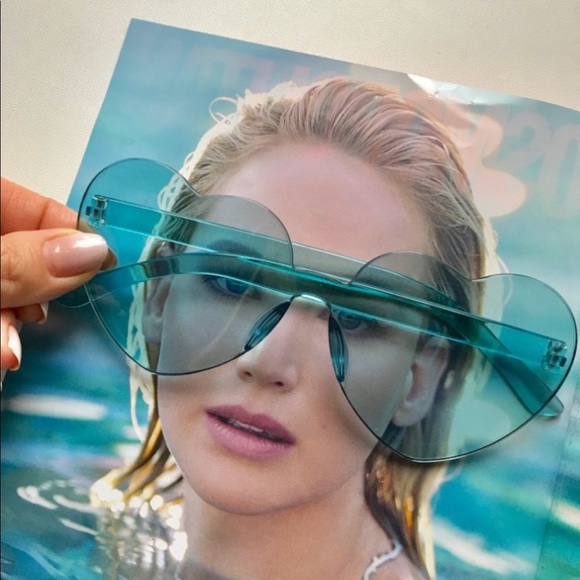 Womens heart sunglasses 🕶 eyewear - Picture 3 of 7